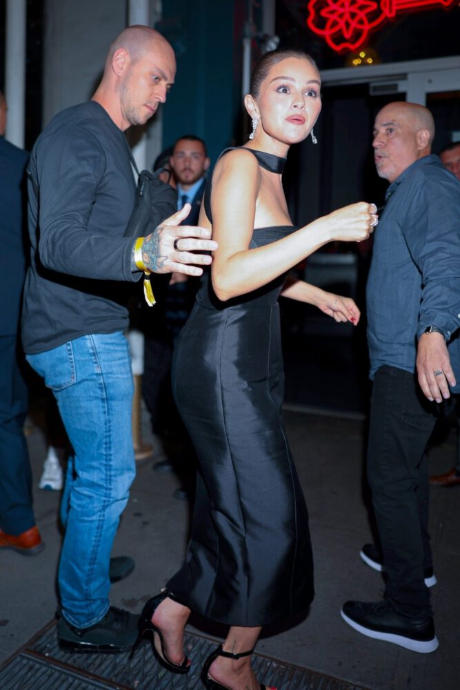 Selena Gomez Busty Strapless Dress Cleavage Nyc