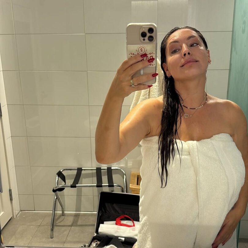 Kelly Brook Bath Towel