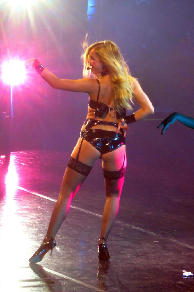 Addison Rae Latex Lingerie Toronto Stage Ass
