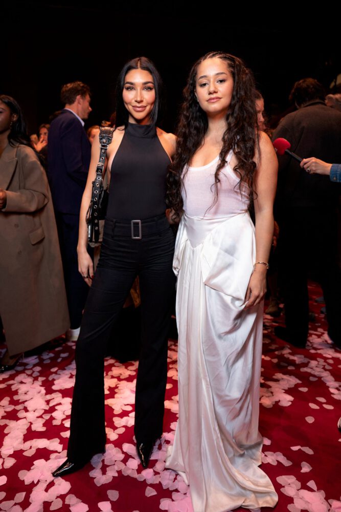 Chantel Jeffries Sideboob Etam Paris