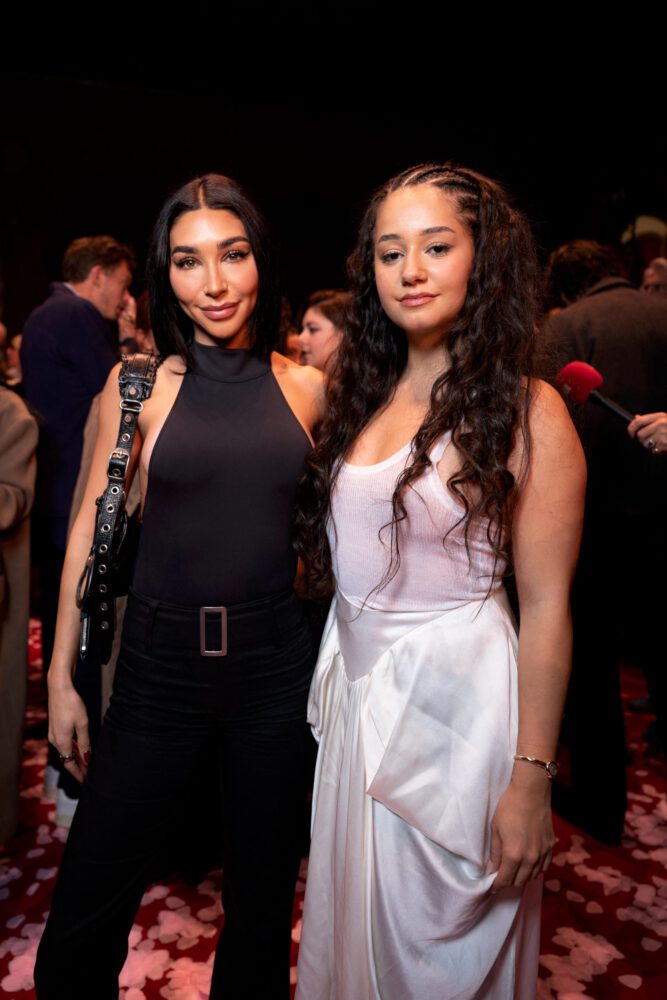 Chantel Jeffries Sideboob Etam Paris