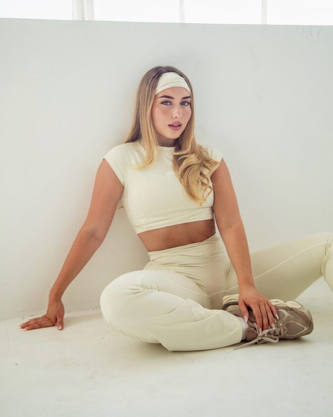 Heloise Huthart Big Booty Allure Activewear