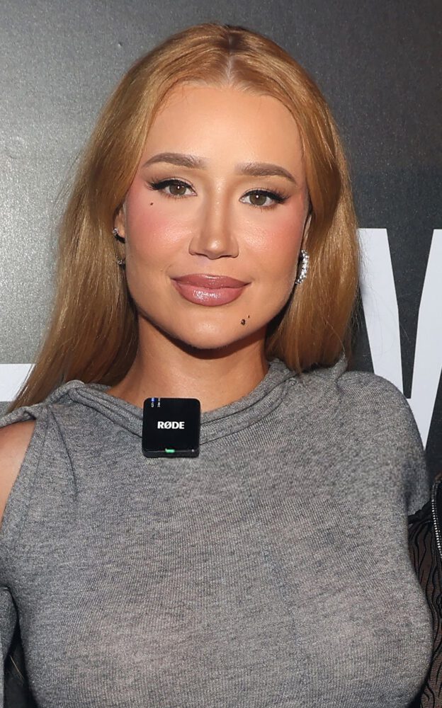 Iggy Azalea Braless Huge Ass Pokies The Camp North Hollywood