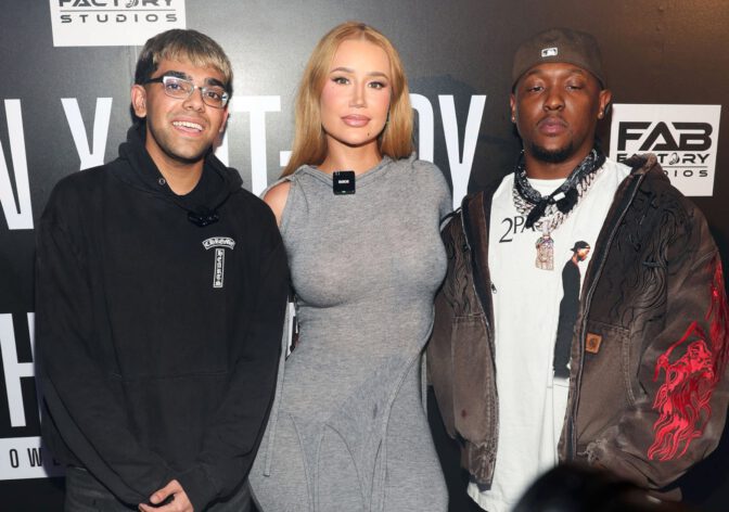 Iggy Azalea Braless Huge Ass Pokies The Camp North Hollywood