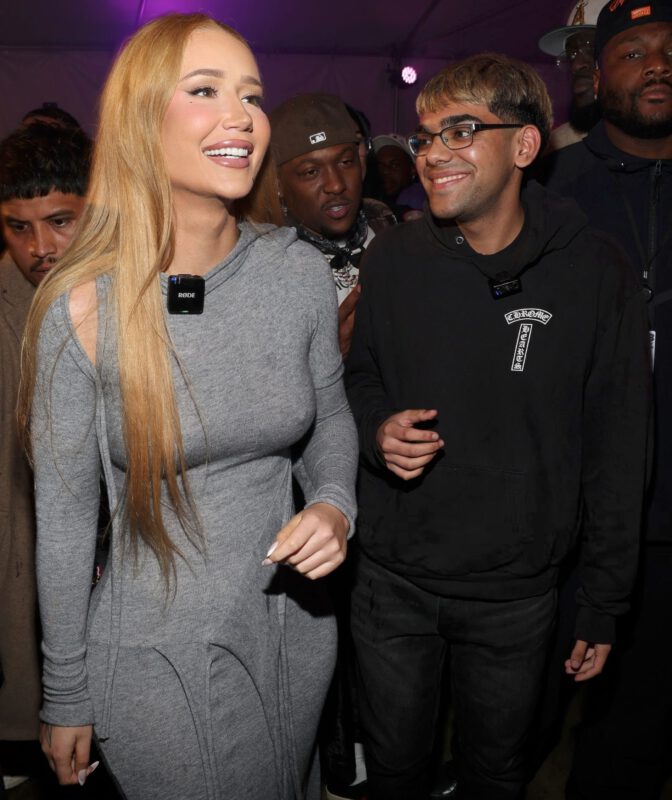 Iggy Azalea Braless Huge Ass Pokies The Camp North Hollywood