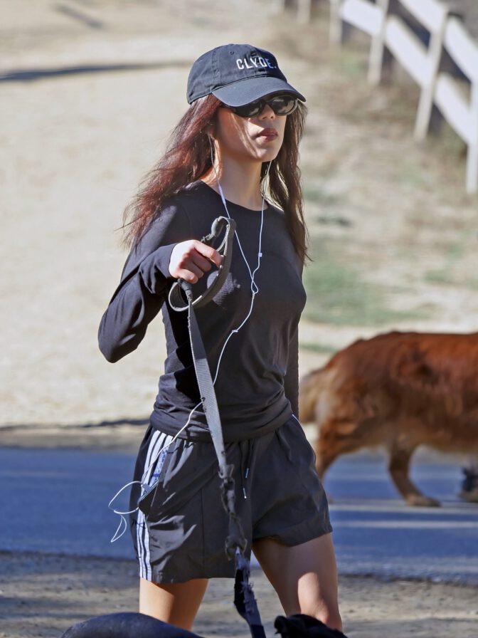 Jenna Ortega Braless Legs Runyon Canyon La Hike