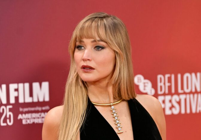 Jennifer Lawrence Sideboob Velvet Gown Bfi London