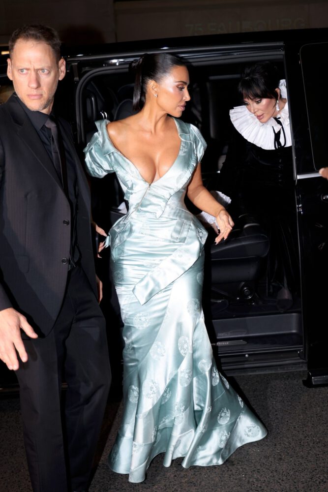 Kim Kardashian Cleavage Blue Gown Alls Fair Paris Premiere