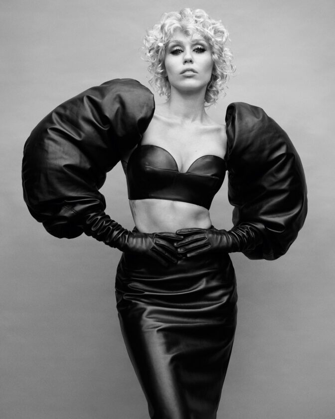 Miley Cyrus Vogue France Shoot