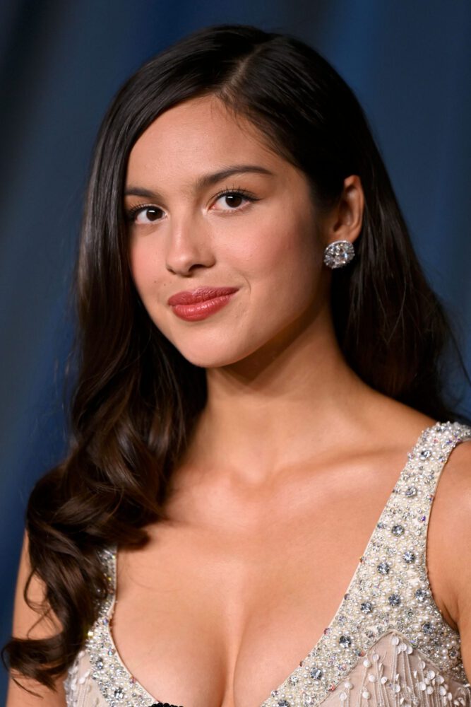 Olivia Rodrigo Cleavage Sexy Academy Museum Gala