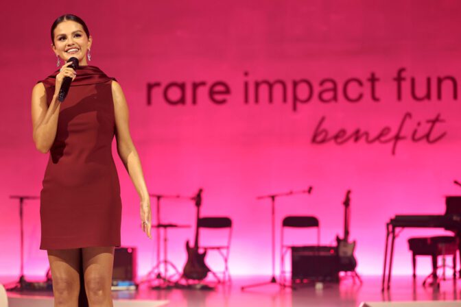 Selena Gomez Sexy Satin Mini Legs Rare Impact Fund