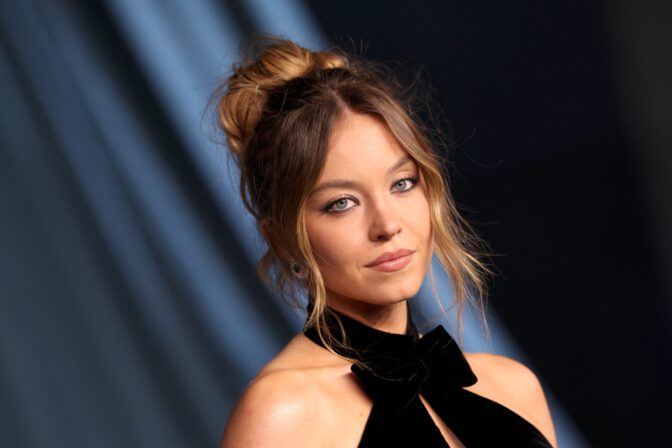 Sydney Sweeney Busty Cleavage Black Velvet Academy Gala