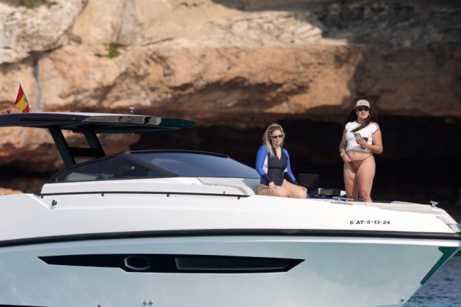 Wanda Nara Topless Boob Slip Bare Ass Ibiza Yacht