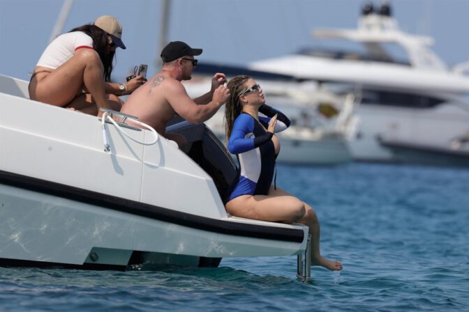 Wanda Nara Topless Boob Slip Bare Ass Ibiza Yacht