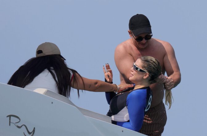 Wanda Nara Topless Boob Slip Bare Ass Ibiza Yacht