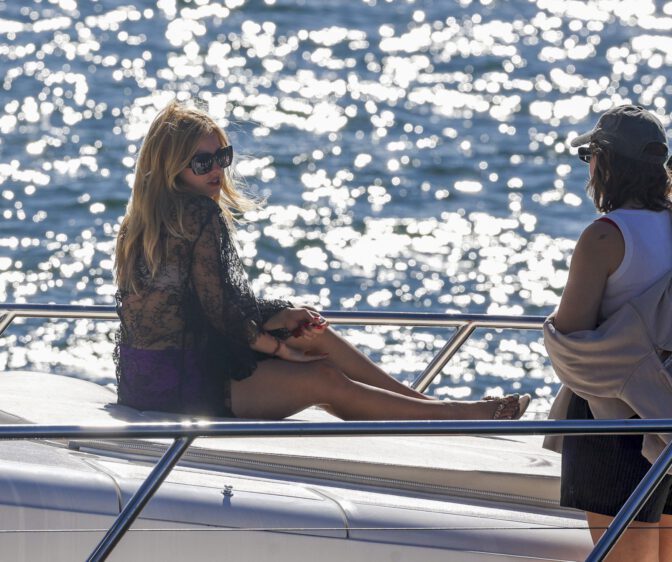 Addison Rae Bikini Cleavage Booty Yacht Paparazzi