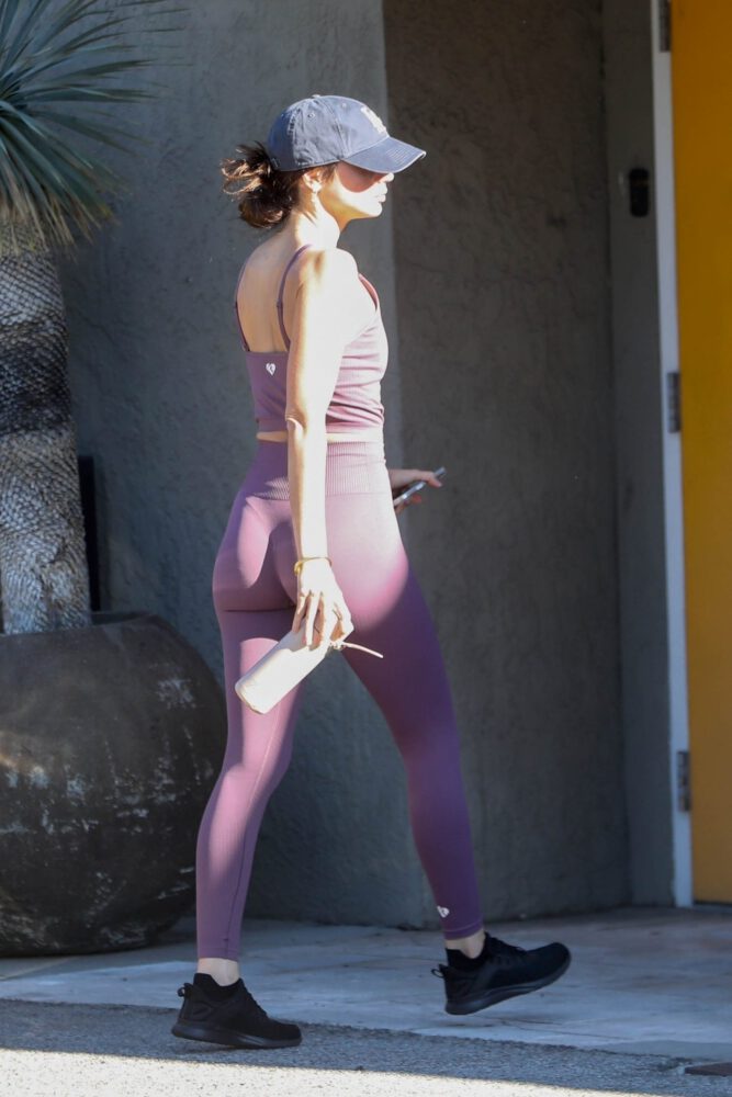 Ana De Armas Gym Booty Tight Leggings Los Angeles