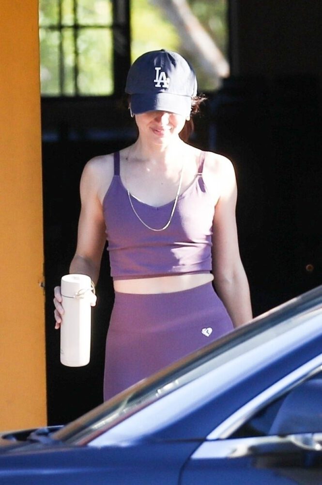 Ana De Armas Gym Booty Tight Leggings Los Angeles