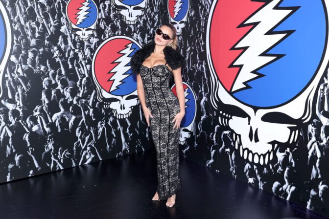 Brooks Nader Cleavage Lace Corset Revealing Dress Nyc