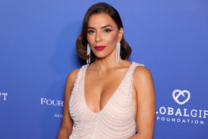 Eva Longoria Cleavage Global Gift Gala Paris Sexy Dress