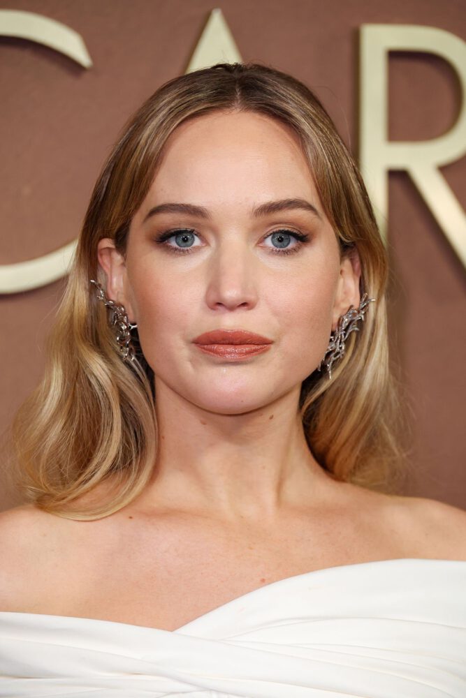 Jennifer Lawrence Thigh High Slit Sexy Body Governors Awards