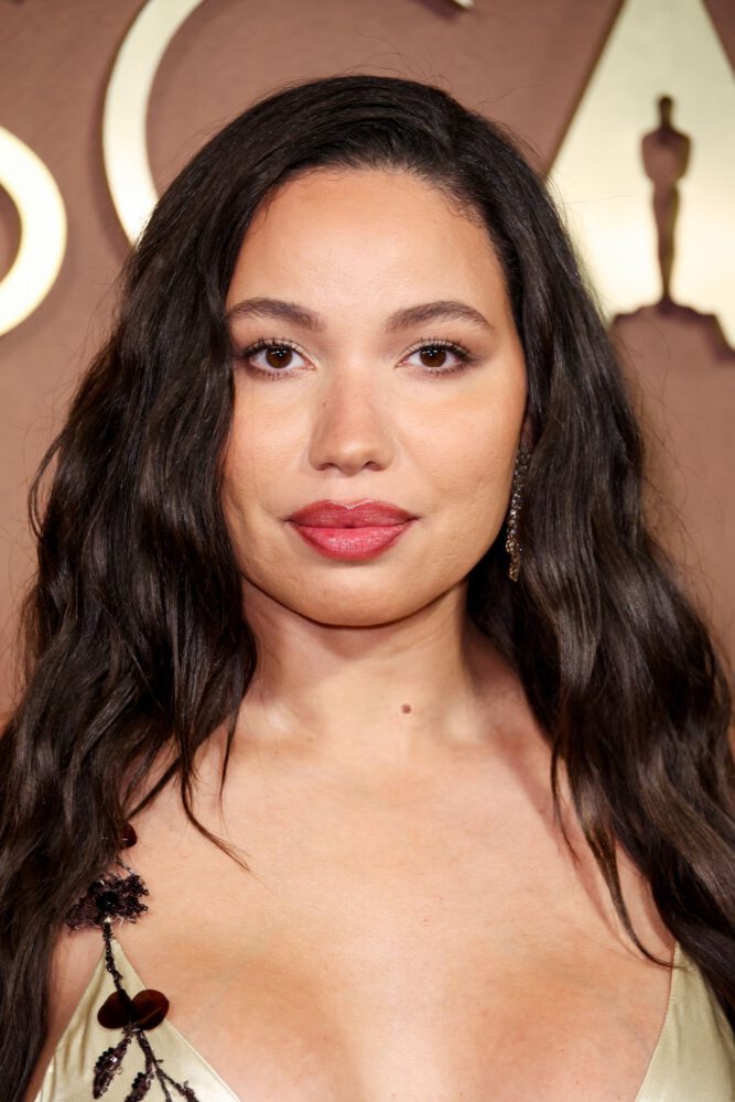 Jurnee Smollett Cleavage Curves Tight Satin Governors Awards
