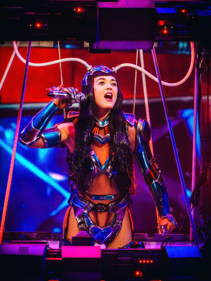 Katy Perry Cleavage Booty Sexy Stage Prague Lifetimes Tour