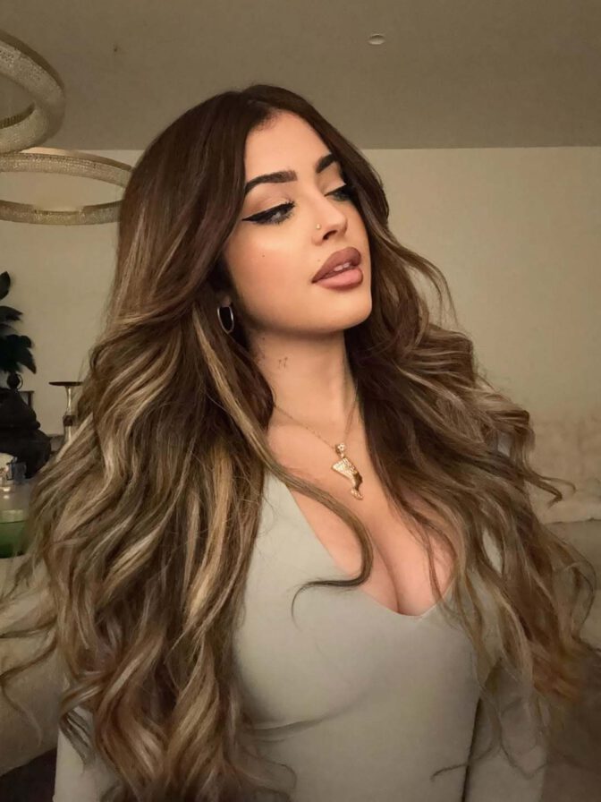 Malu Trevejo Sexy Cleavage Bodysuit Curves