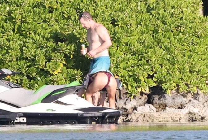 Sydney Sweeney Thong Bikini Bare Beach Booty Florida