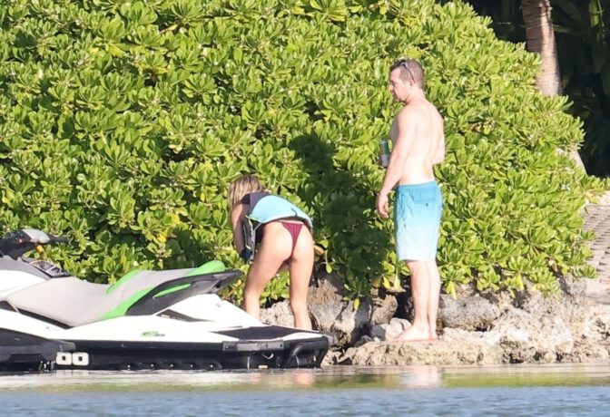 Sydney Sweeney Thong Bikini Bare Beach Booty Florida