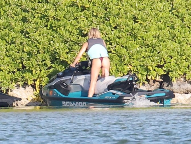 Sydney Sweeney Thong Bikini Bare Beach Booty Florida