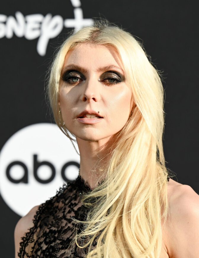 Taylor Momsen Nipples See Through Lace Dress Rock Hall