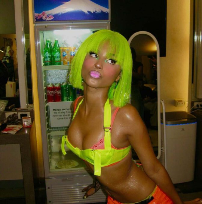 Tyla Sexy Body Outfit