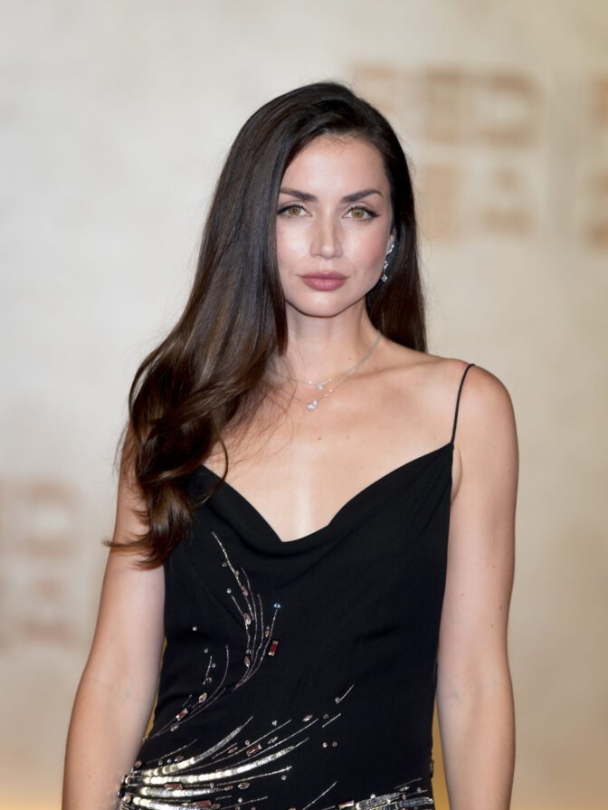 Ana De Armas Red Sea Cleavage Curves Sexy Dress