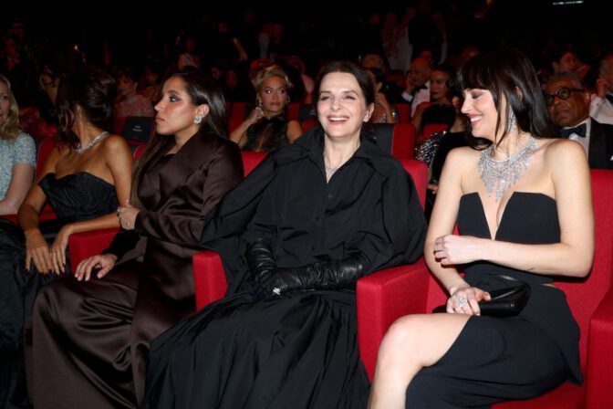 Dakota Johnson Cleavage Bare Legs Sexy Red Sea Film Fest