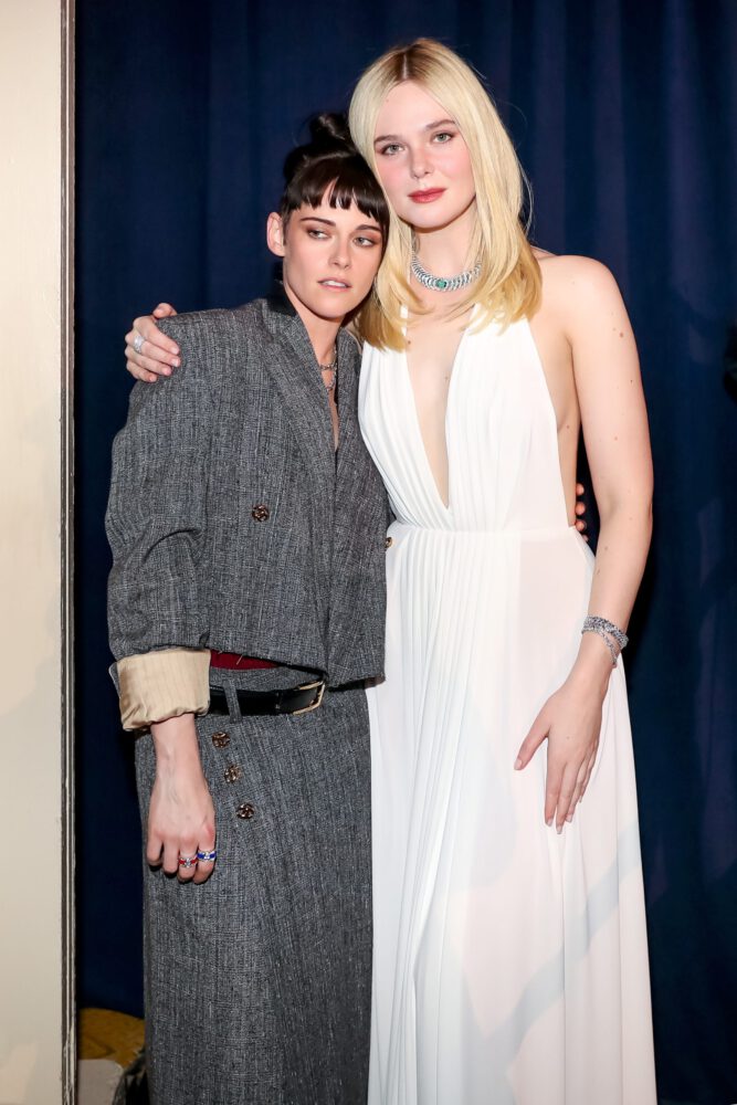 Elle Fanning Braless Sideboob Gotham Awards