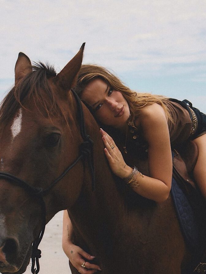 Isabelle Clarke Sexy Beach Cleavage Curves Cowgirl Boots