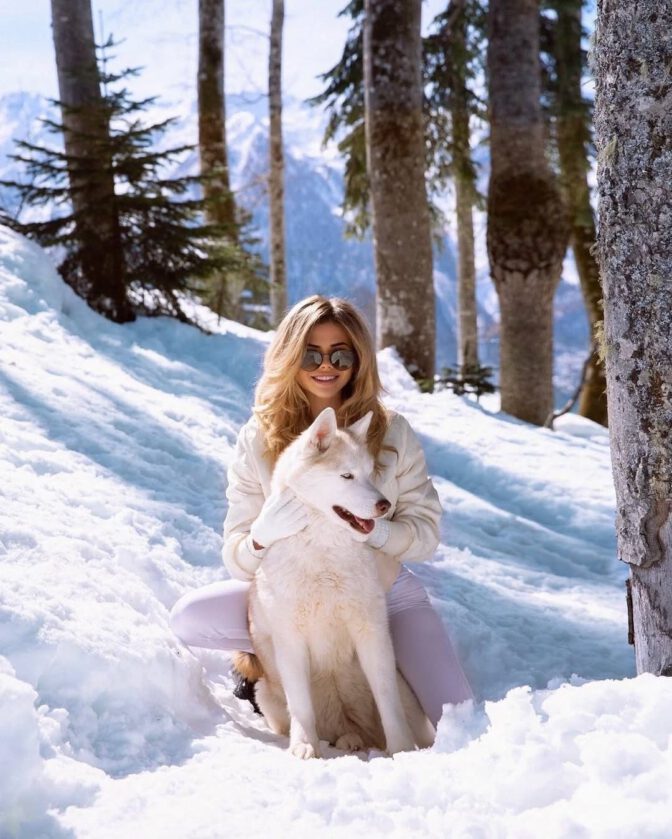 Nata Lee Booty Tight White Pants Sexy Snow Photoshoot