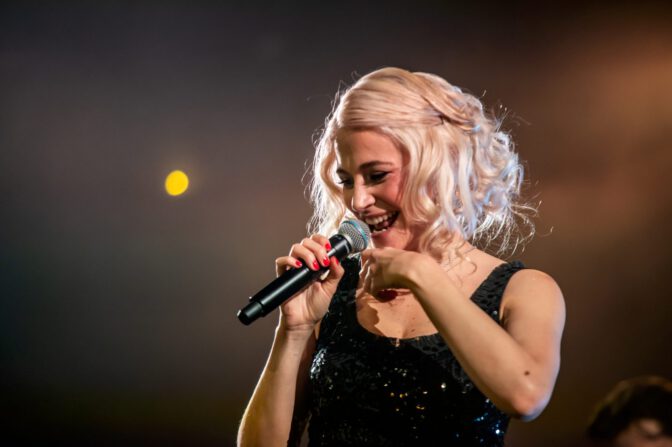 Pixie Lott Cleavage Legs Black Sequin Mini Union Chapel
