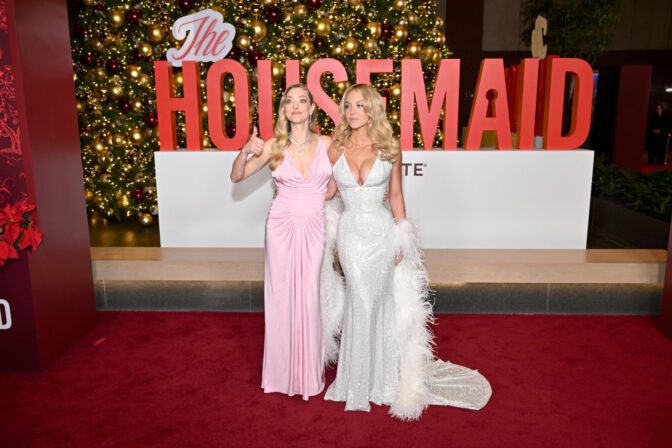 Sydney Sweeney Boobs Sexy Red Carpet Housemaid Premiere