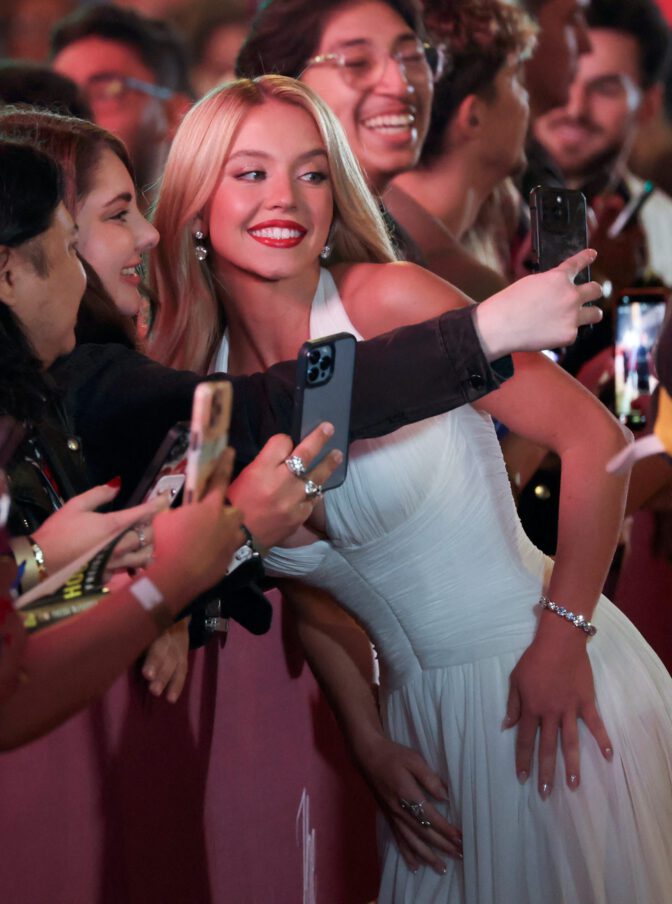 Sydney Sweeney Massive Breasts Red Carpet The Housemaid