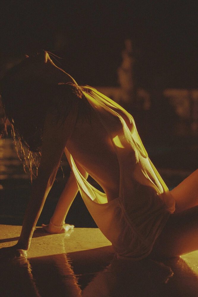Alessandra Ambrosio Nude Wet Ass Boobs Lavarice