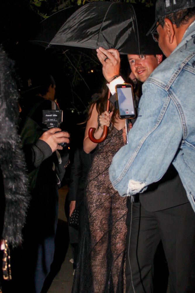 Ana De Armas Naked Lace Dress Golden Globes