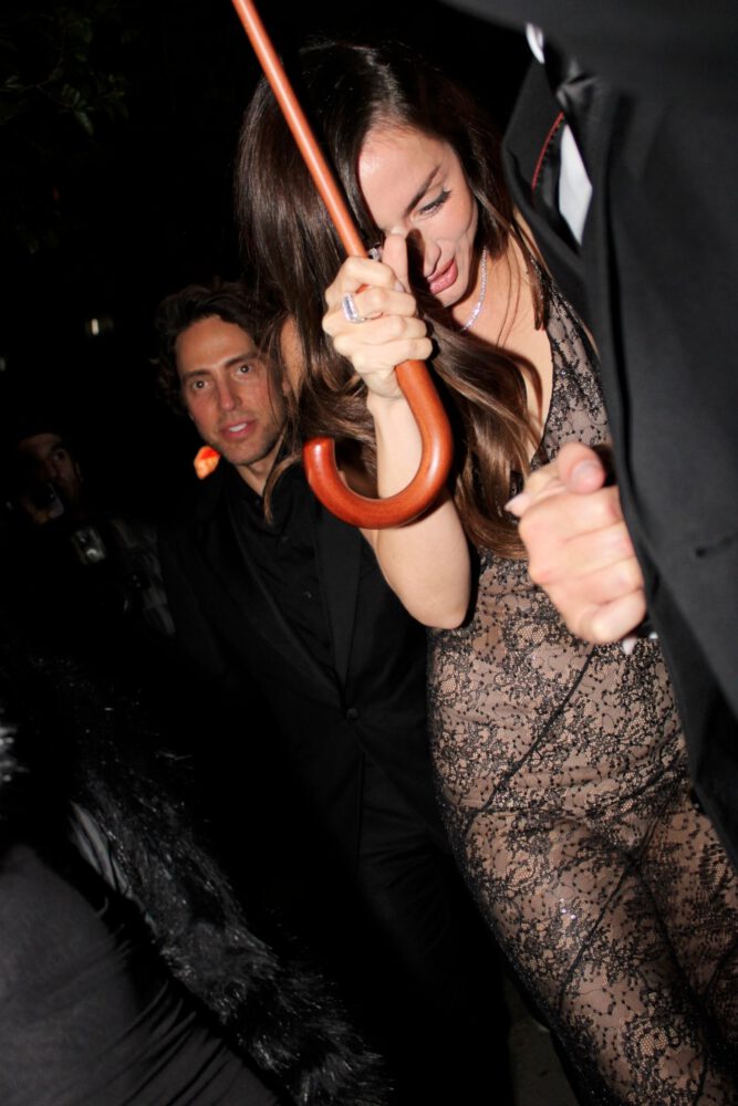 Ana De Armas Naked Lace Dress Golden Globes