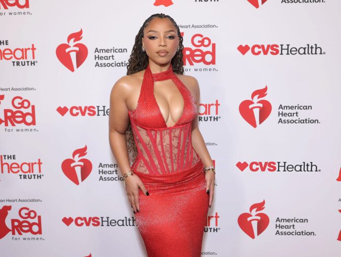 Chloe Bailey Cleavage Red Corset Nyc