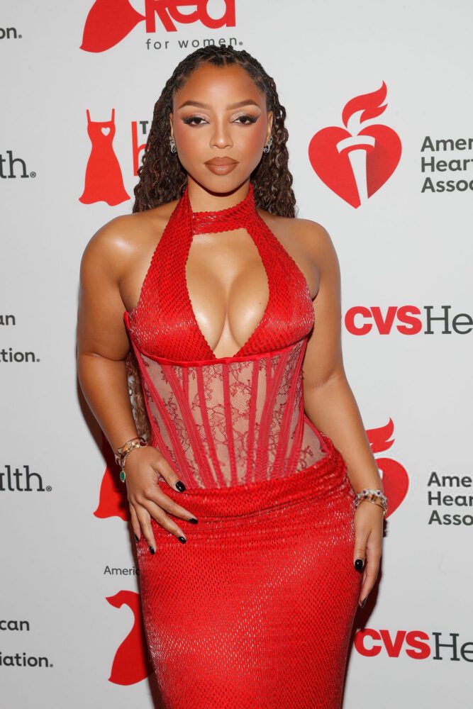 Chloe Bailey Cleavage Red Corset Nyc