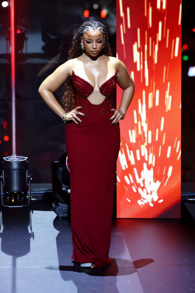 Chloe Bailey Cleavage Red Corset Nyc