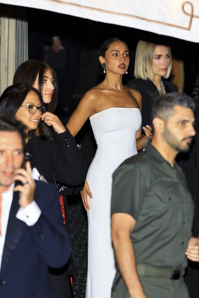 Eiza Gonzalez Sexy Body White Dress High Slit Legs