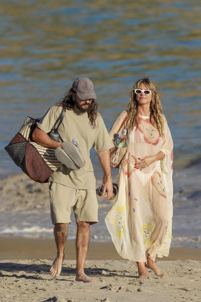 Heidi Klum Topless St Barts Bare Breasts