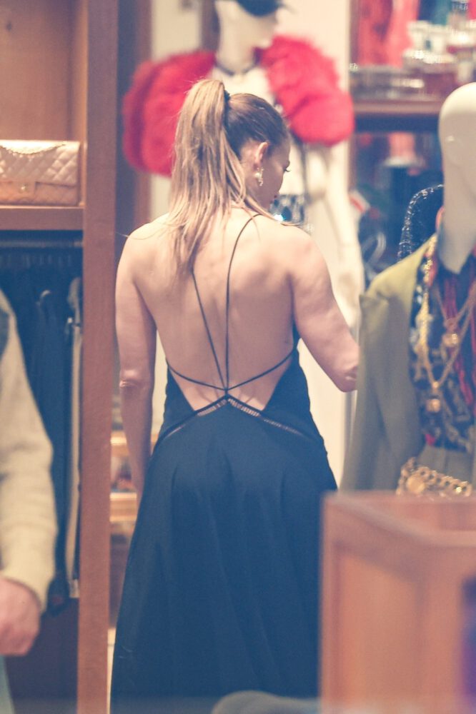 J Lo Sexy Cleavage Black Dress Curves